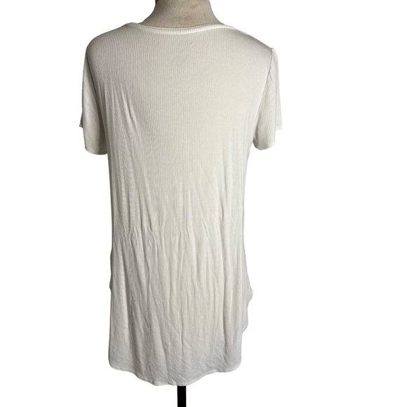 Apr 9 women’s medium white blouse round neck short sleeve stretch - Picture 4 of 7